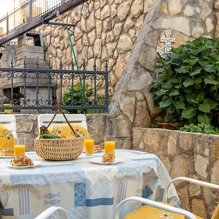 Apartment Evala *